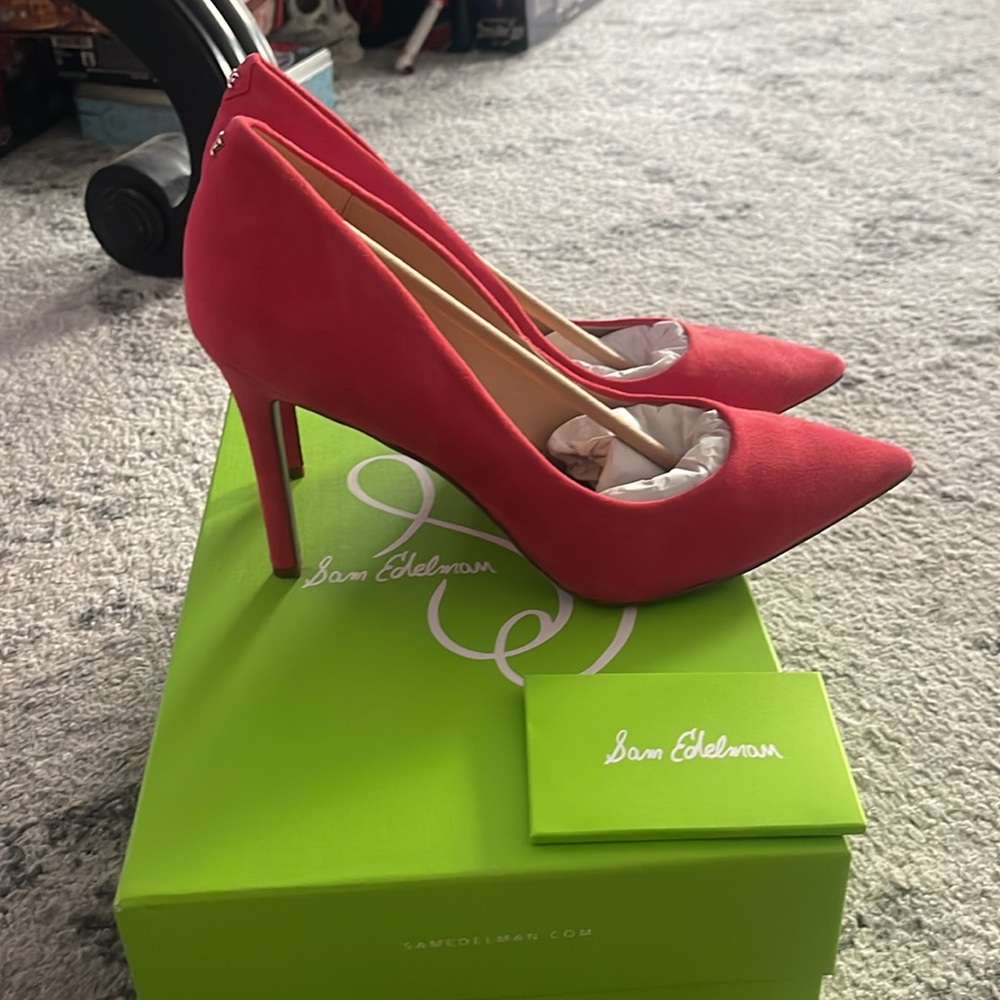 Sam Edelman
Hazel Pointed Toe
Pump (Women)
Color: Guava Pink - Picture 10 of 14